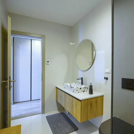 Villa Loreta With Sea View