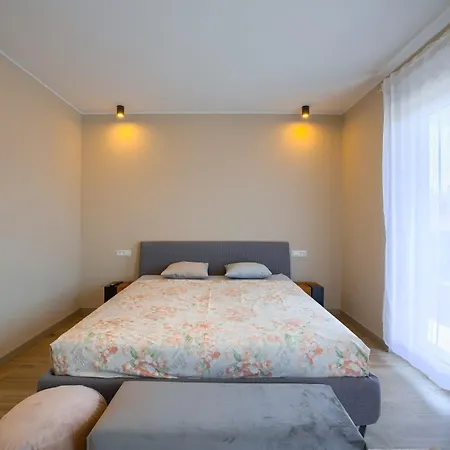 Loreta With Sea View Vila Pula