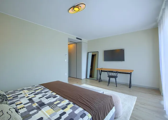 Villa Loreta With Sea View